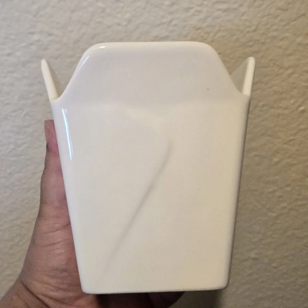 Good Vibes Fortune Cat Take Out Bowl